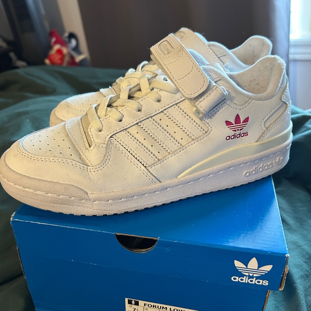 Adidas Women's White Forum Low Sneakers
